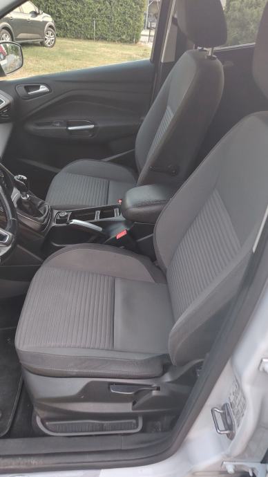 Ford C-Max 1,5 TDCi Titanium, fotografija 15