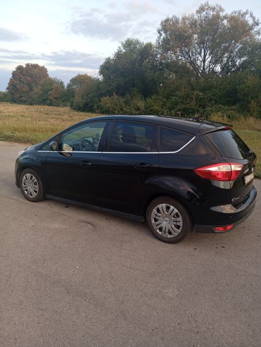 Ford C-Max 1,6 dizel uredan i ispravan vlasnik 4 godine, fotografija 11