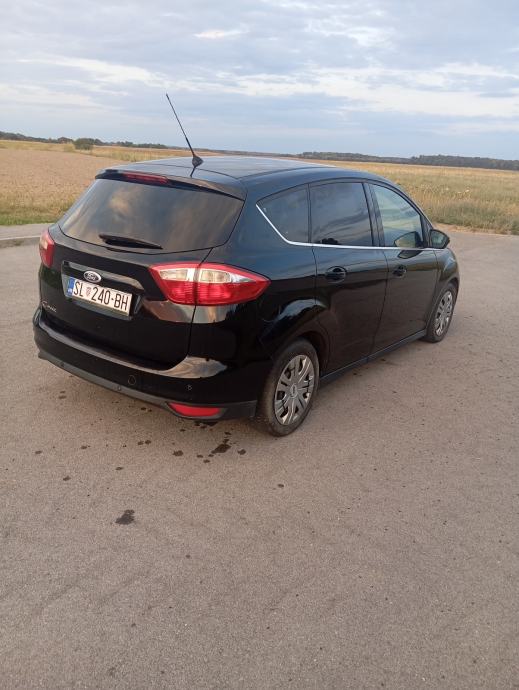 Ford C-Max 1,6 dizel uredan i ispravan vlasnik 4 godine, fotografija 6