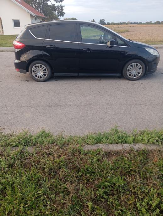Ford C-Max 1,6 dizel uredan i ispravan vlasnik 4 godine, fotografija 7