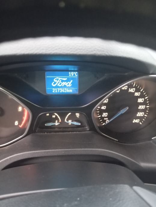 Ford C-Max 1,6 dizel uredan i ispravan vlasnik 4 godine, fotografija 16