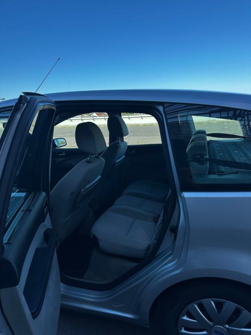 Ford C-Max 1,6 TDCI*Reg.12/2026*Klima*Veliki servis*, fotografija 11