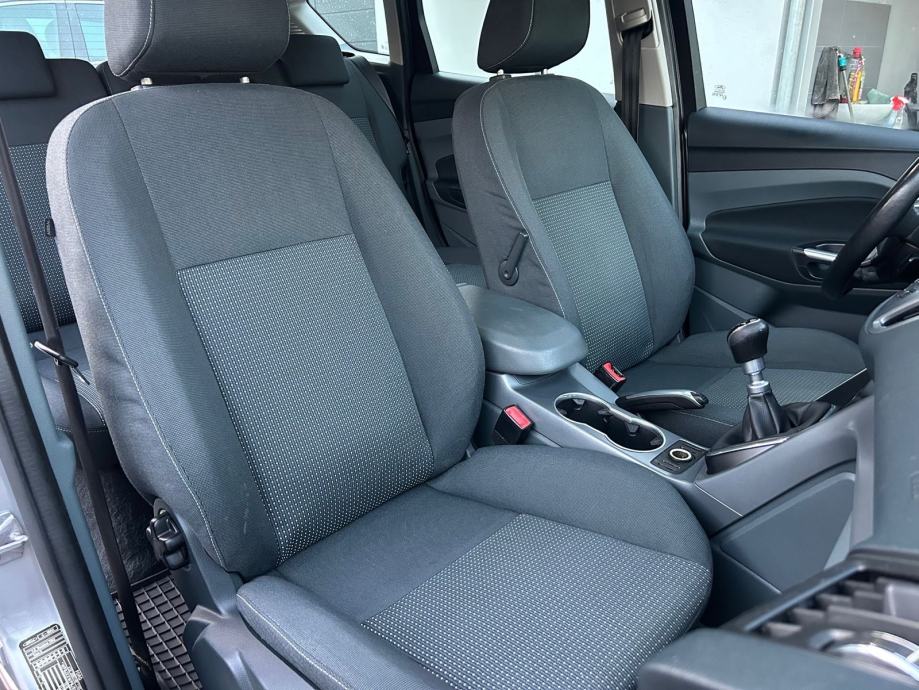 Ford C-Max 1.6 TDCi *Veliki servis**UREDAN**, fotografija 10