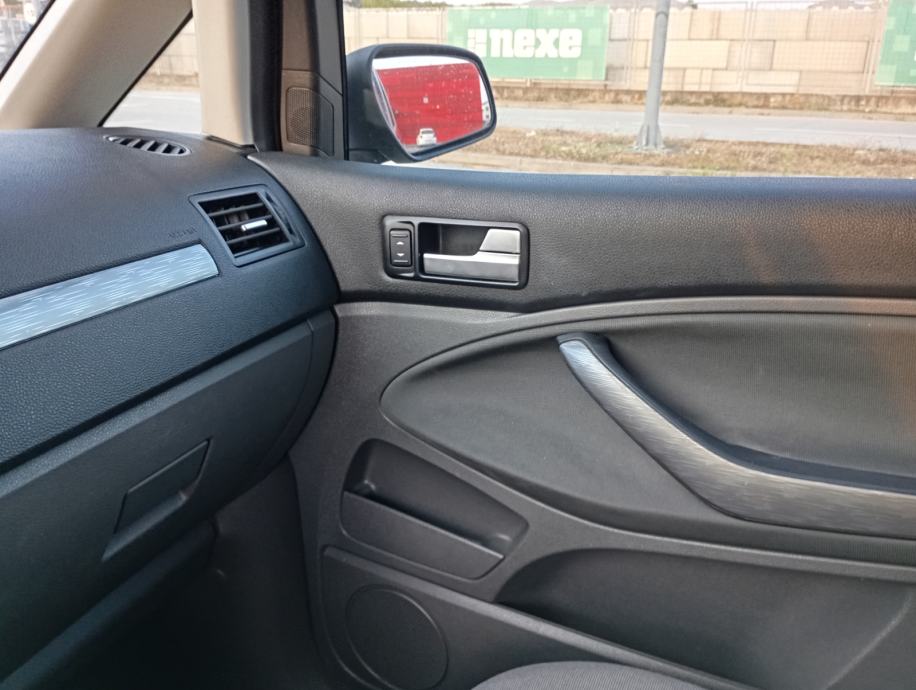 Ford C-Max, fotografija 8