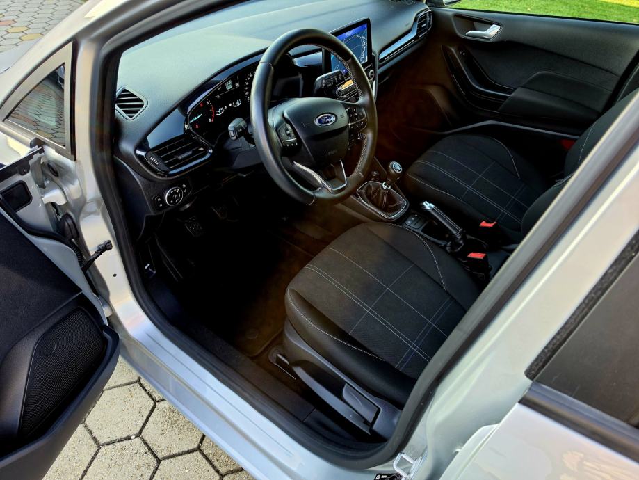 Ford Fiesta 1,0 BENZIN,,ODLIČAN,,SERVISNA,,45760KM, fotografija 12