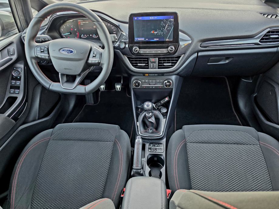Ford Fiesta 1,0 BENZIN,,ODLIČAN,,ST-LINE,,125653KM, fotografija 10
