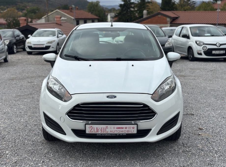 Ford Fiesta 1,0, fotografija 2
