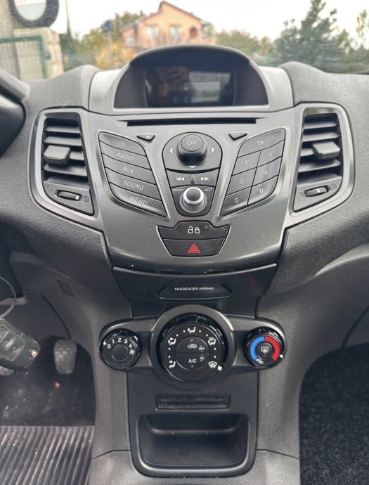 Ford Fiesta 1,0, fotografija 11