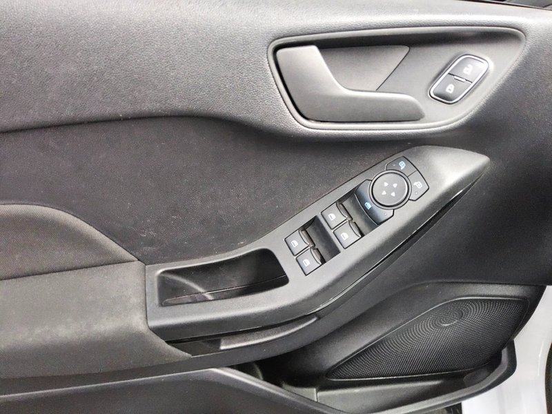 Ford Fiesta 1.1 Cool&Connect • LED, fotografija 9