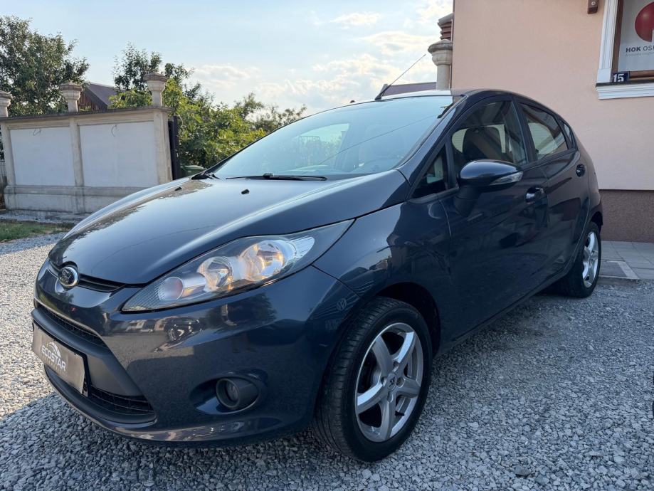 Ford Fiesta 1,2 5 16V 2010 godina #120000 km#, fotografija 2