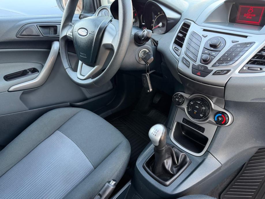 Ford Fiesta 1,2 5 16V 2010 godina #120000 km#, fotografija 15