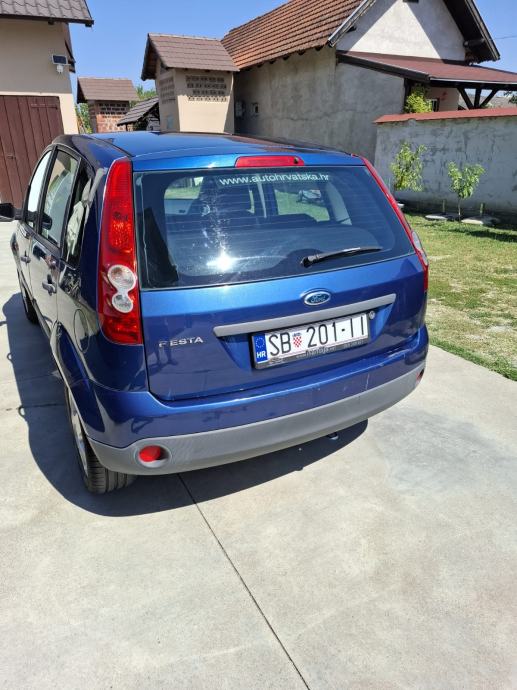 Ford Fiesta 1,2 5 16V, pogled izvana - slika 2