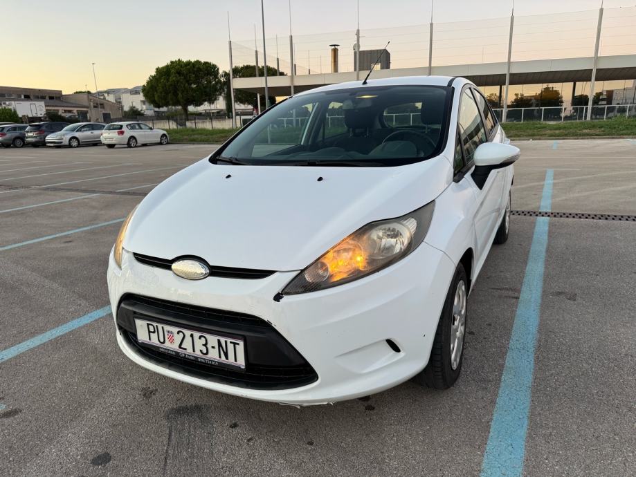 Ford Fiesta 1,2 5 16V, fotografija 8