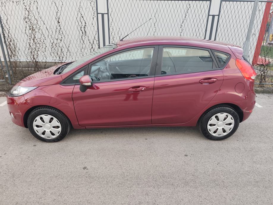 Ford Fiesta 1,2 5 16V, pogled izvana - slika 2