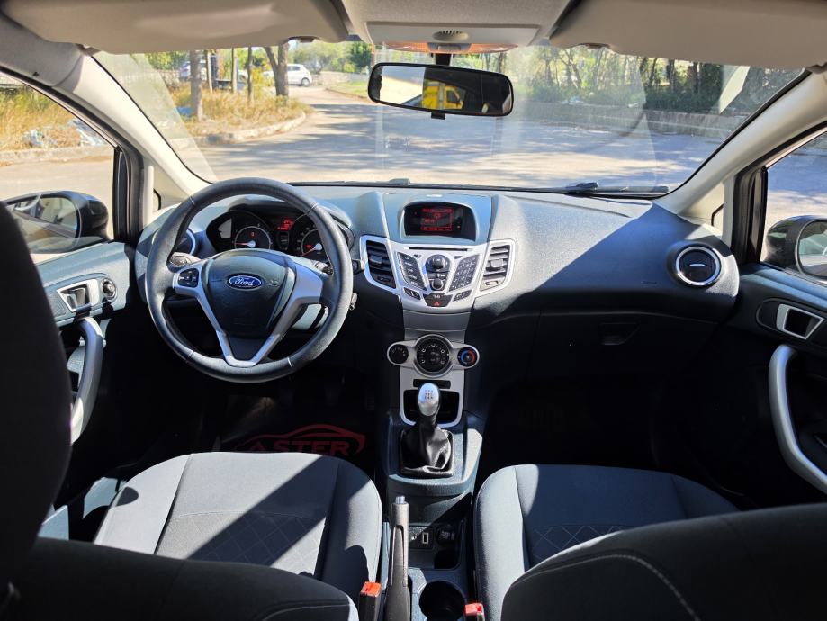 Ford Fiesta 1,2 5 16V TOP STANJE, fotografija 12