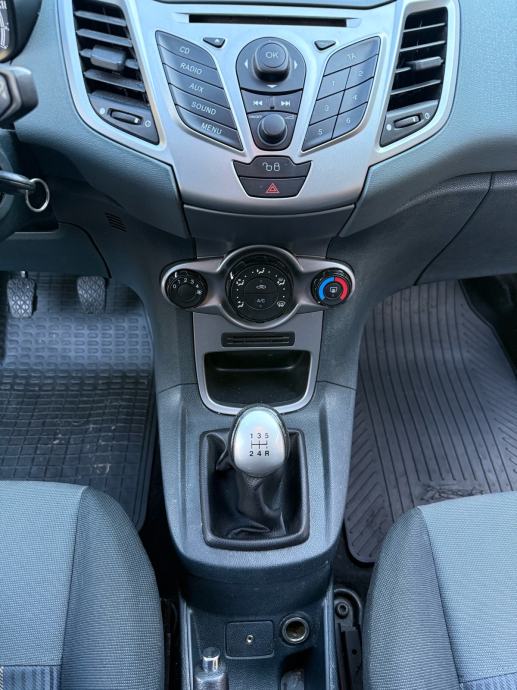 Ford Fiesta 1.25 16V Trend, fotografija 11