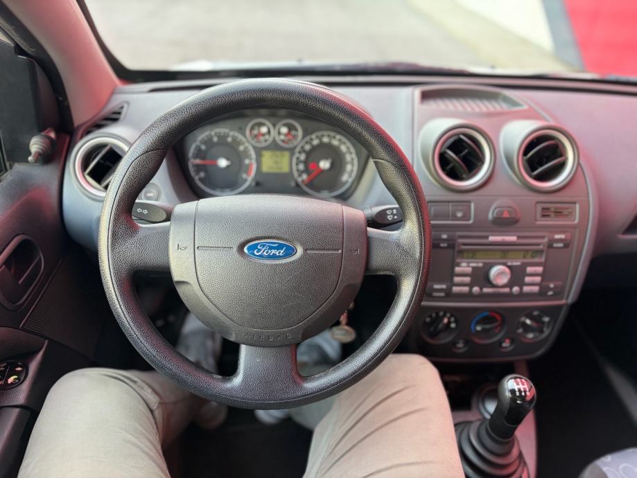 FORD FIESTA 1.3 BENZIN 129.000KM HRV AUTO PRVI VLASNIK KAO NOV!!!, fotografija 7