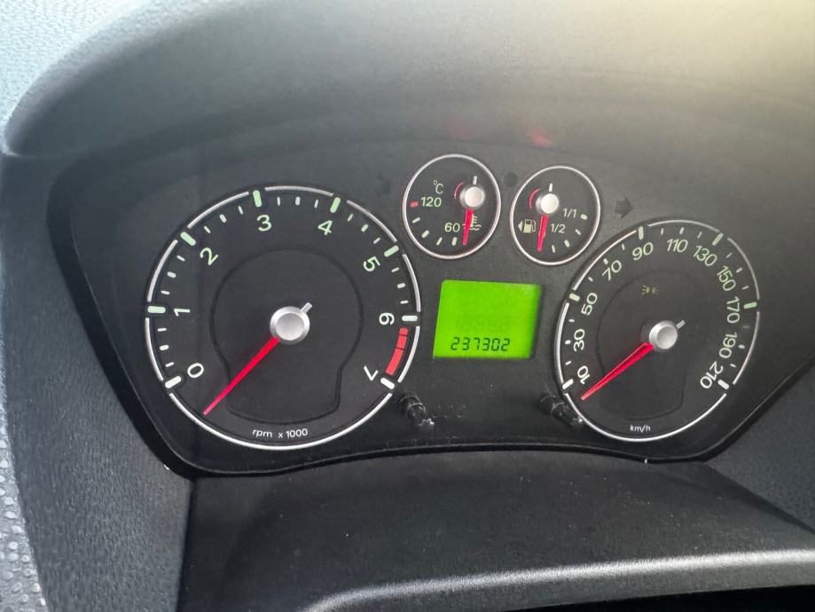 Ford Fiesta 1,4 16V, pogled izvana - slika 2