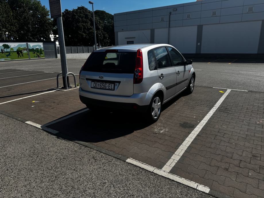 Ford Fiesta 1,4 16V, fotografija 7