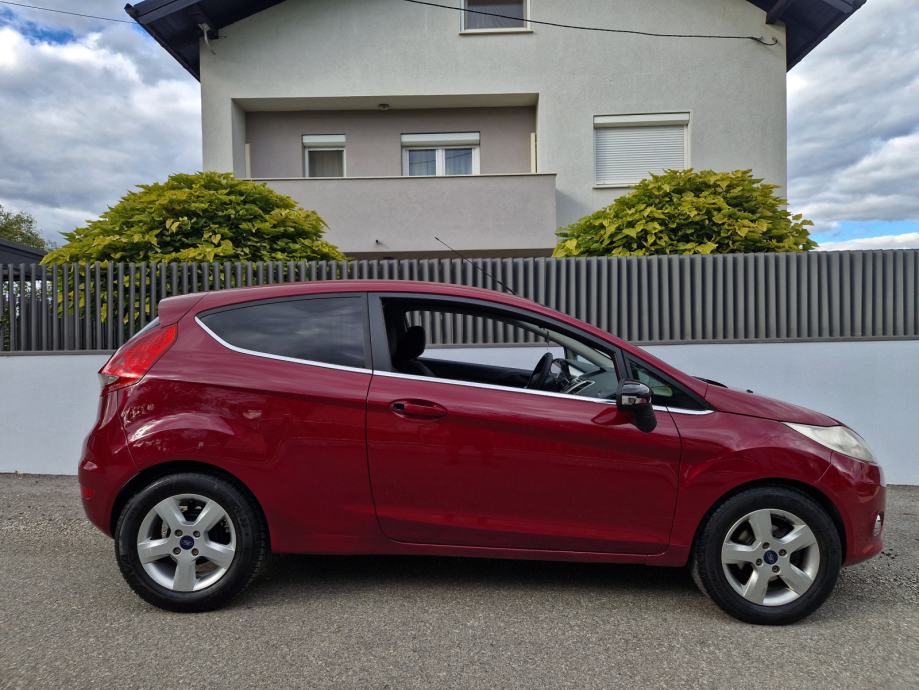 Ford Fiesta 1.4 - REDIZAJN - TITANIUM - NIJE UVOZ -REG 4/27 -POVOLJNO!, fotografija 6