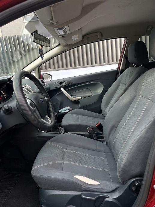 Ford Fiesta 1.4 - REDIZAJN - TITANIUM - NIJE UVOZ -REG 4/27 -POVOLJNO!, fotografija 12