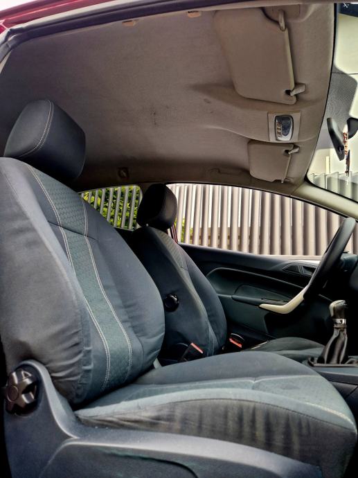 Ford Fiesta 1.4 - REDIZAJN - TITANIUM - NIJE UVOZ -REG 4/27 -POVOLJNO!, fotografija 16