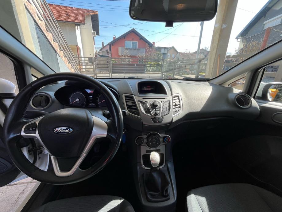 Ford Fiesta 1,4, fotografija 6