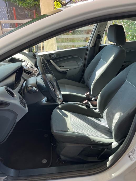 Ford Fiesta 1,4, fotografija 7