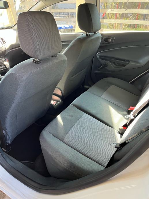 Ford Fiesta 1,4, fotografija 12