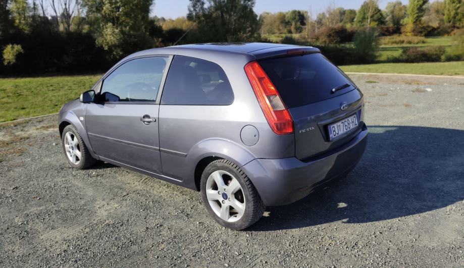 Ford Fiesta 1,4, fotografija 3