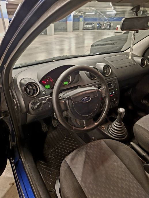 Ford Fiesta 1,4 Tdci, fotografija 5