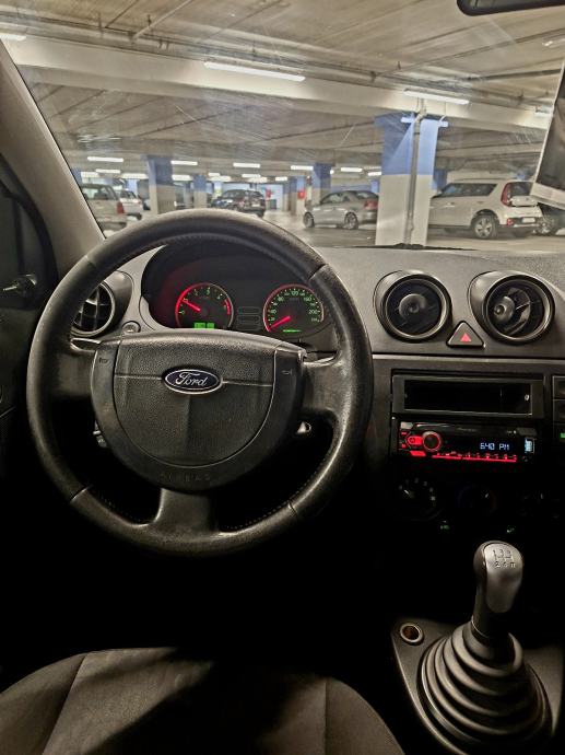 Ford Fiesta 1,4 Tdci, fotografija 6