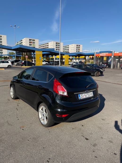 Ford Fiesta 1,5 REGISTRIRAN 09/2026, grijanje prednjih sjedala...., fotografija 3