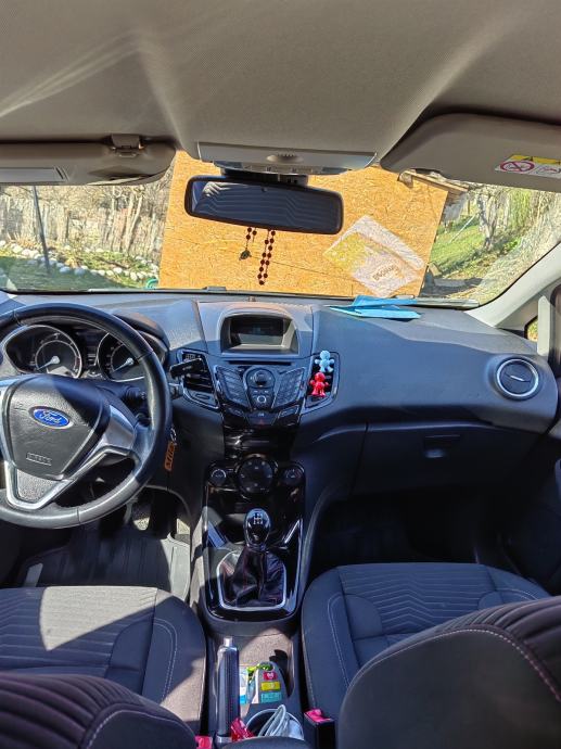 Ford Fiesta 1,5, fotografija 9