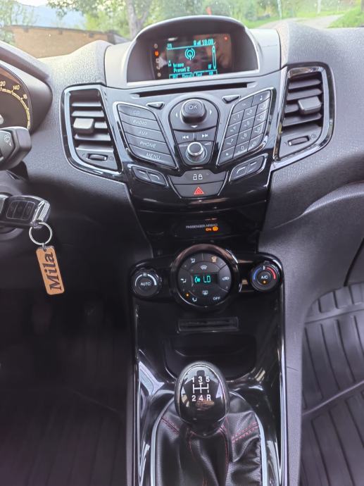 Ford Fiesta 1,5, fotografija 19