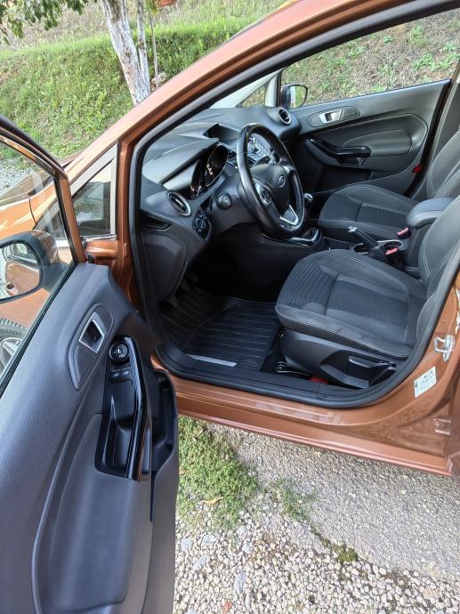 Ford Fiesta 1,5, fotografija 12
