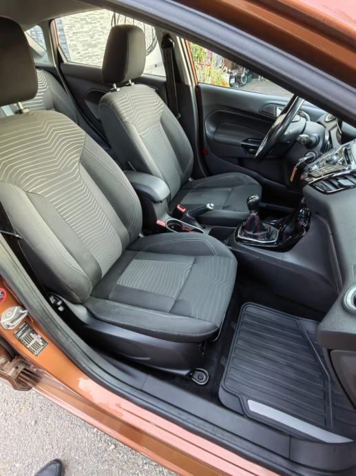 Ford Fiesta 1,5, fotografija 13