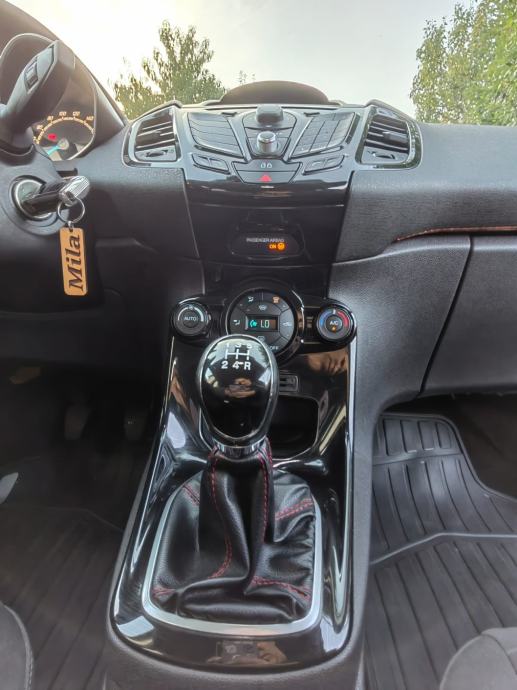 Ford Fiesta 1,5, fotografija 18