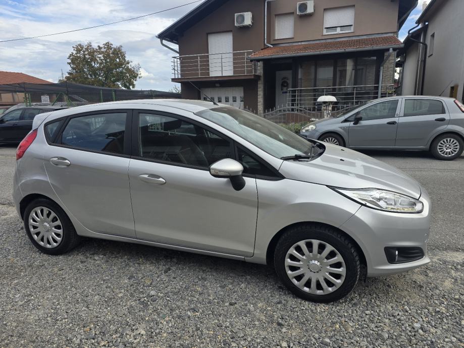 Ford Fiesta 1,5 TDCi 2016.godina, fotografija 4