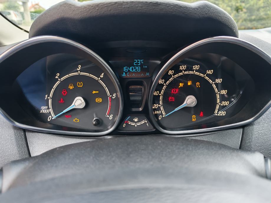 Ford Fiesta 1.5 TDCi 70 kW – 2015. – 164.028 km, fotografija 7