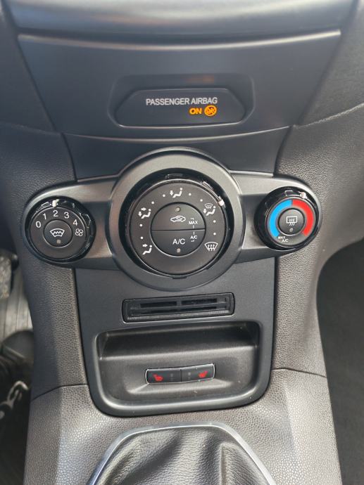 Ford Fiesta 1.5 TDCi 70 kW – 2015. – 164.028 km, fotografija 8