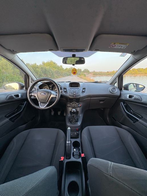 Ford Fiesta 1,5 TDCi, fotografija 10