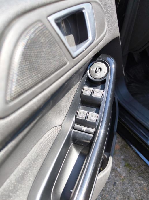 Ford Fiesta 1,5 TDCi, fotografija 6