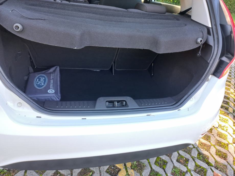 Ford Fiesta 1.5 TDCI, fotografija 7