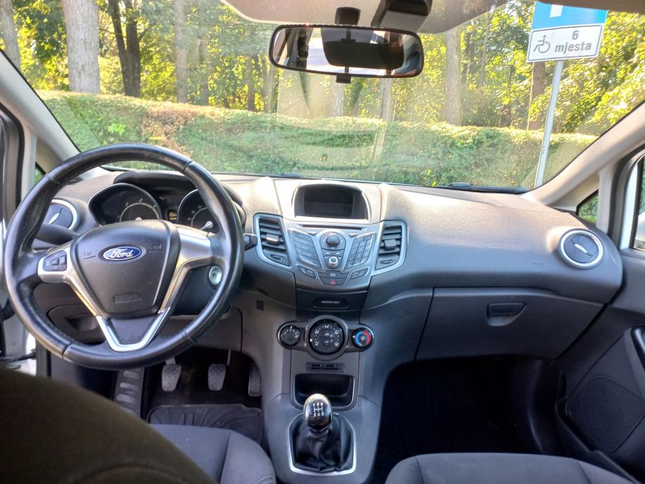 Ford Fiesta 1.5 TDCI, fotografija 8