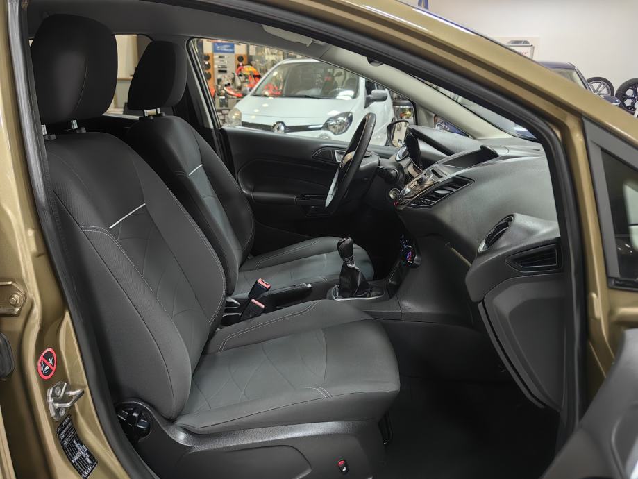 FORD FIESTA 1.5 TDCI *2013.god*157.Tkm SERVISNA*JAMSTVO NA VOZILO I KM, fotografija 17