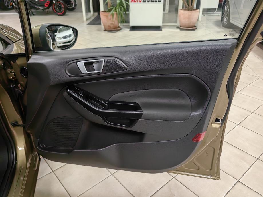 FORD FIESTA 1.5 TDCI *2013.god*157.Tkm SERVISNA*JAMSTVO NA VOZILO I KM, fotografija 18