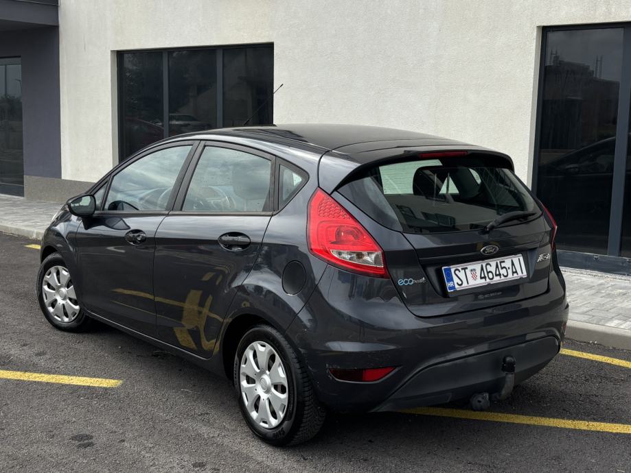 FORD FIESTA 1.6 DIZEL - 205 000km, fotografija 6