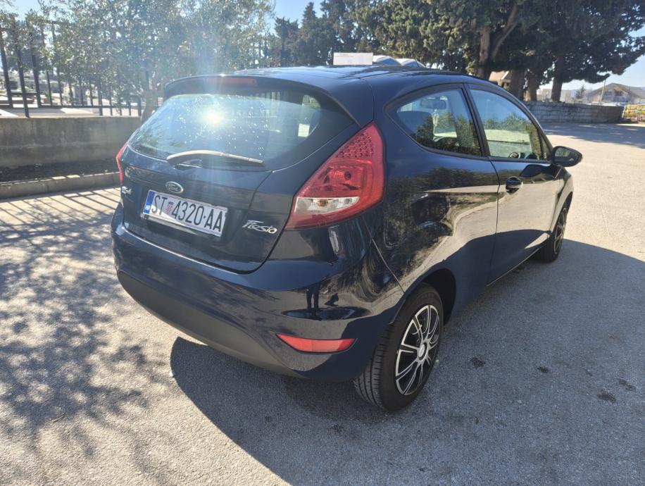 Ford Fiesta 1,6, fotografija 5