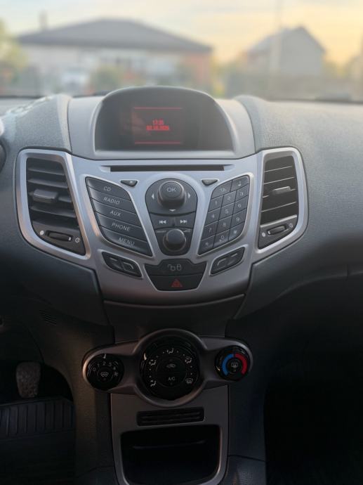 Ford Fiesta 1,6 dizel, Klima/Radio Top auto, fotografija 6